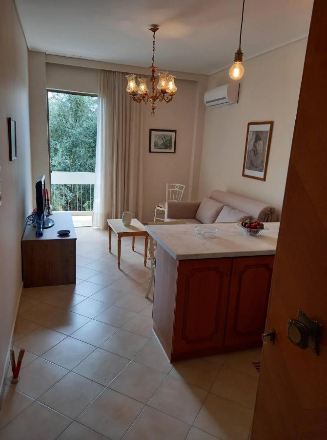 Jenny'S Luxury Flat Near The Center & Beach Каламата Екстер'єр фото